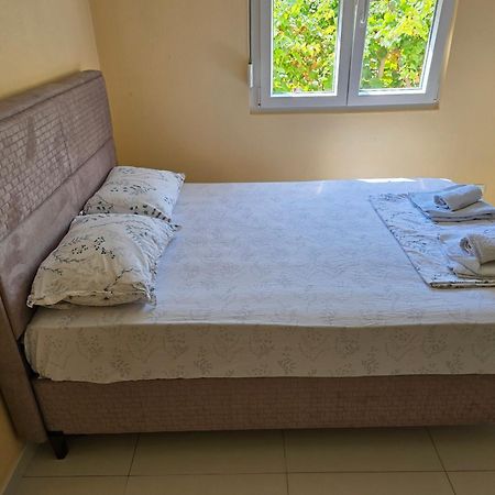 Apartman Tolosi Podgorica Zewnętrze zdjęcie
