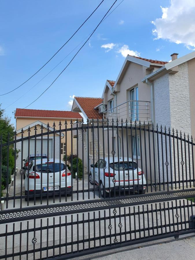 Apartman Tolosi Podgorica Zewnętrze zdjęcie