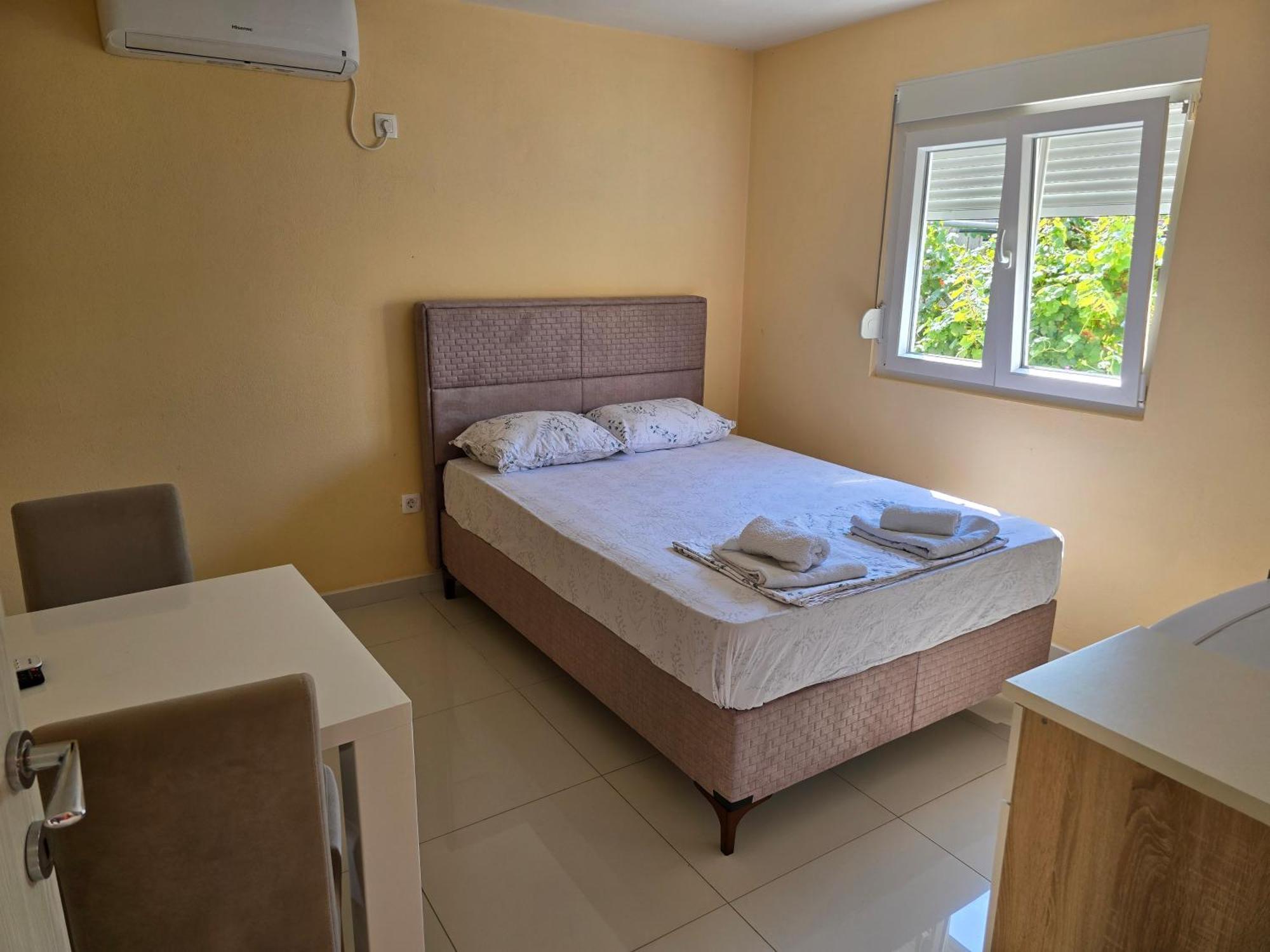 Apartman Tolosi Podgorica Zewnętrze zdjęcie